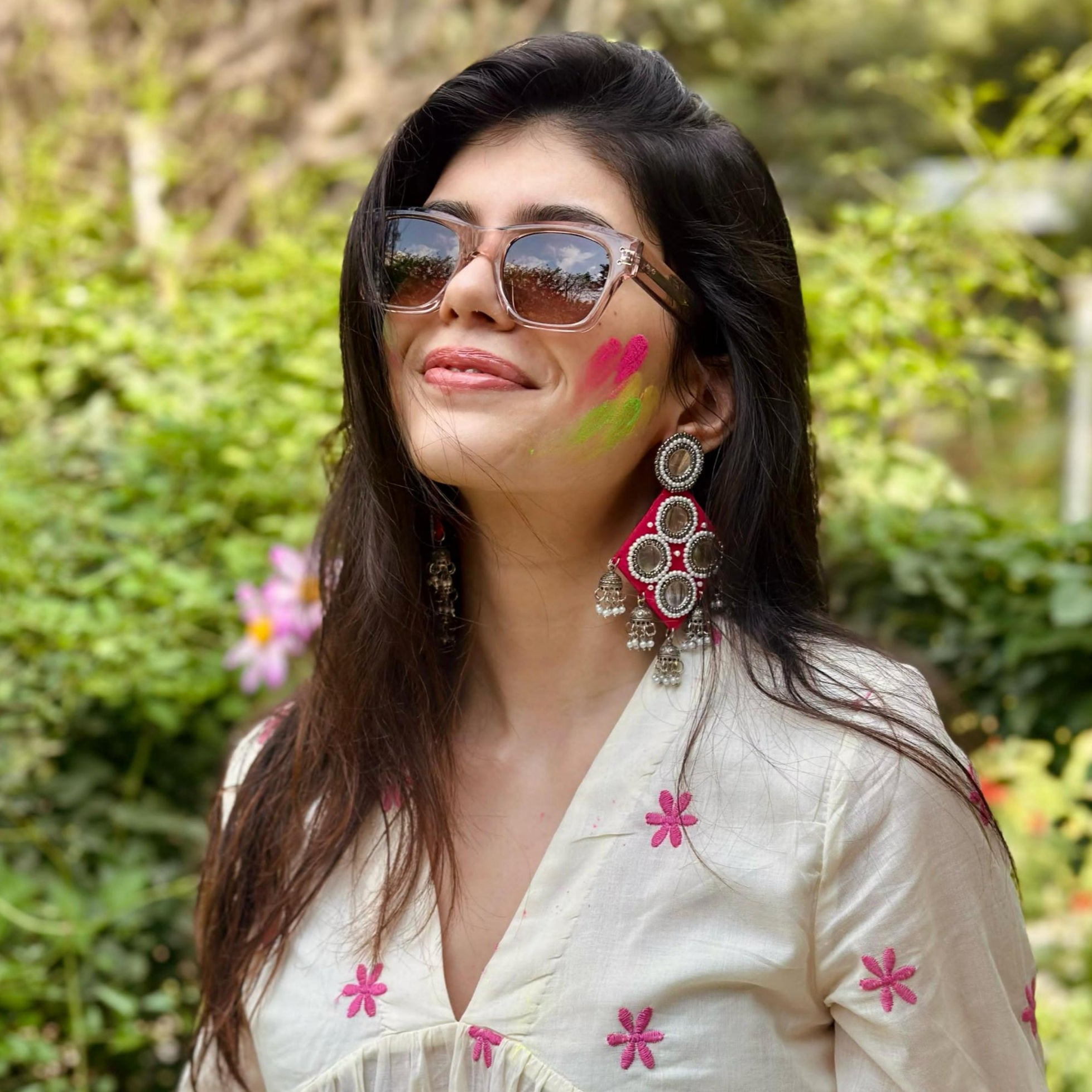 SANJANA SANGHI WEARING CLARK SUN IN CRYSTAL PINK/BROWN GRADIENT