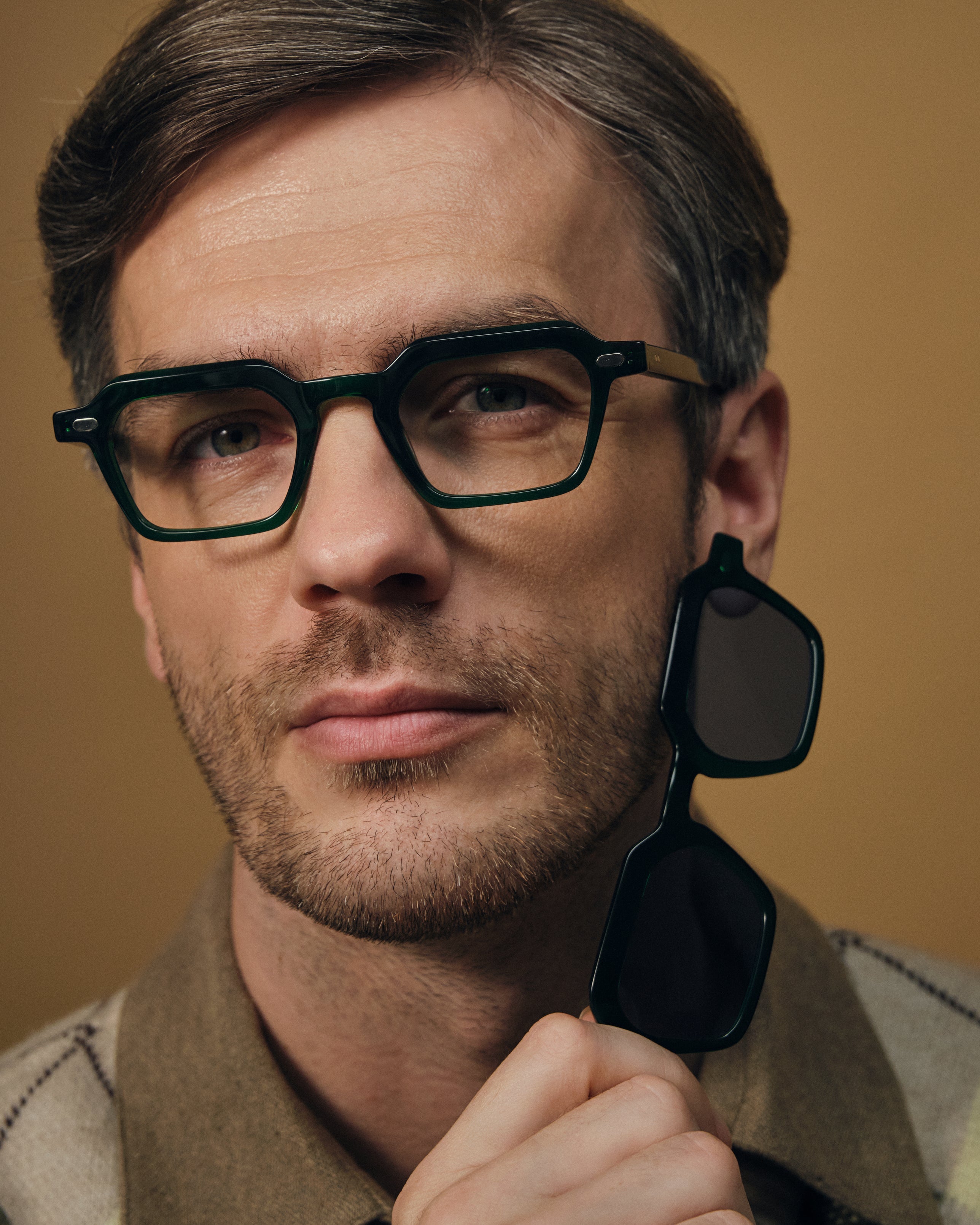 MEN'S EYEGLASSES